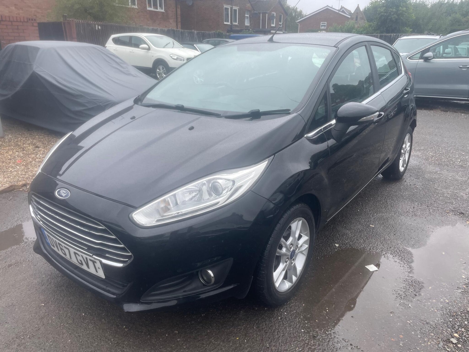 Used Ford Fiesta 2017 for sale - 76988961: Photo 3