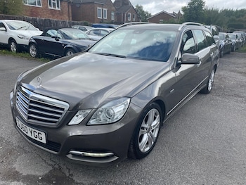 Used Mercedes-Benz E-Class 2010 for sale - 75905119: Photo