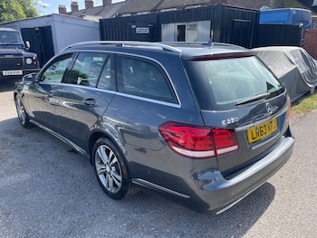 Used Mercedes-Benz E Class 2013 for sale - 79121499: Photo