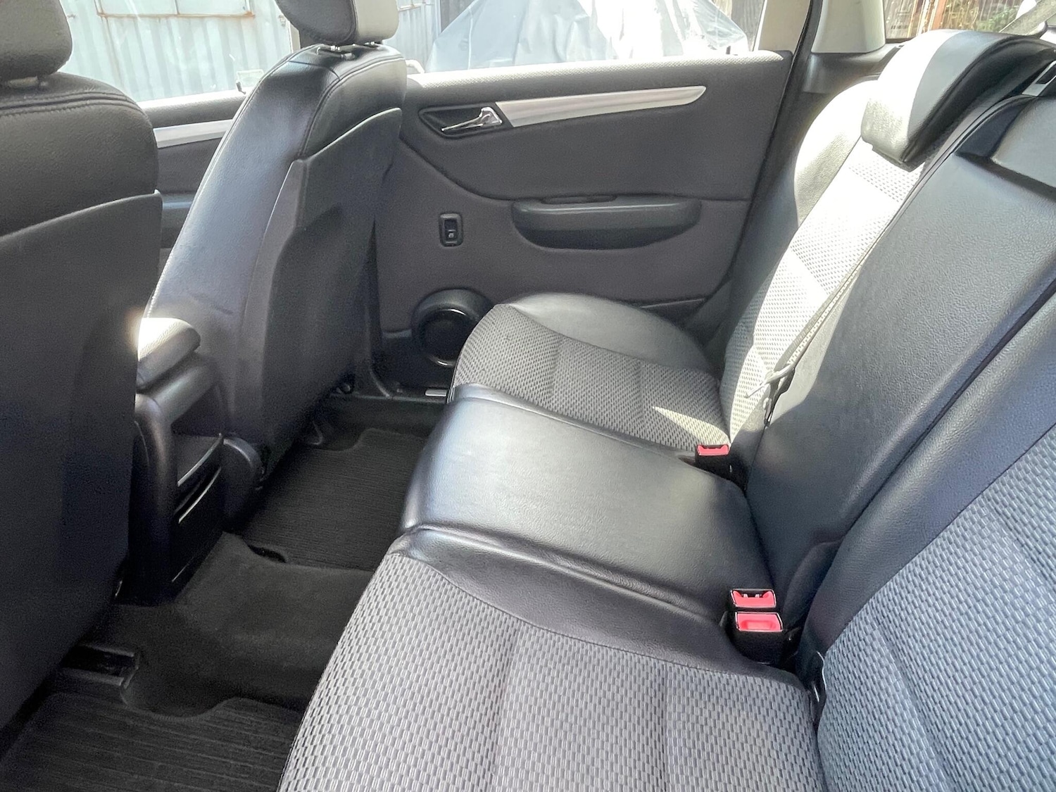 Used Mercedes-Benz B Class 2011 for sale - 76270633: Photo 13