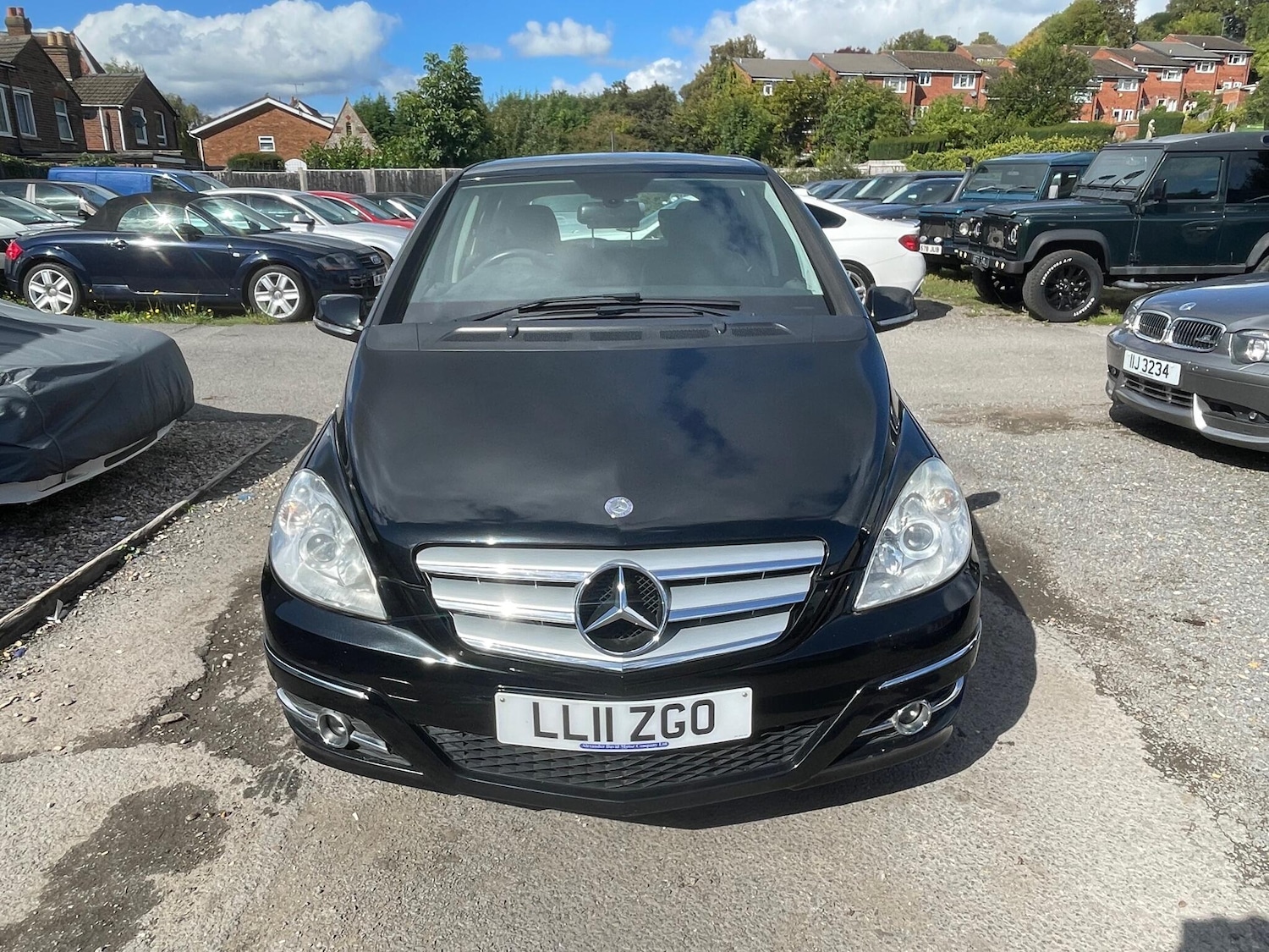 Used Mercedes-Benz B Class 2011 for sale - 76270633: Photo 2