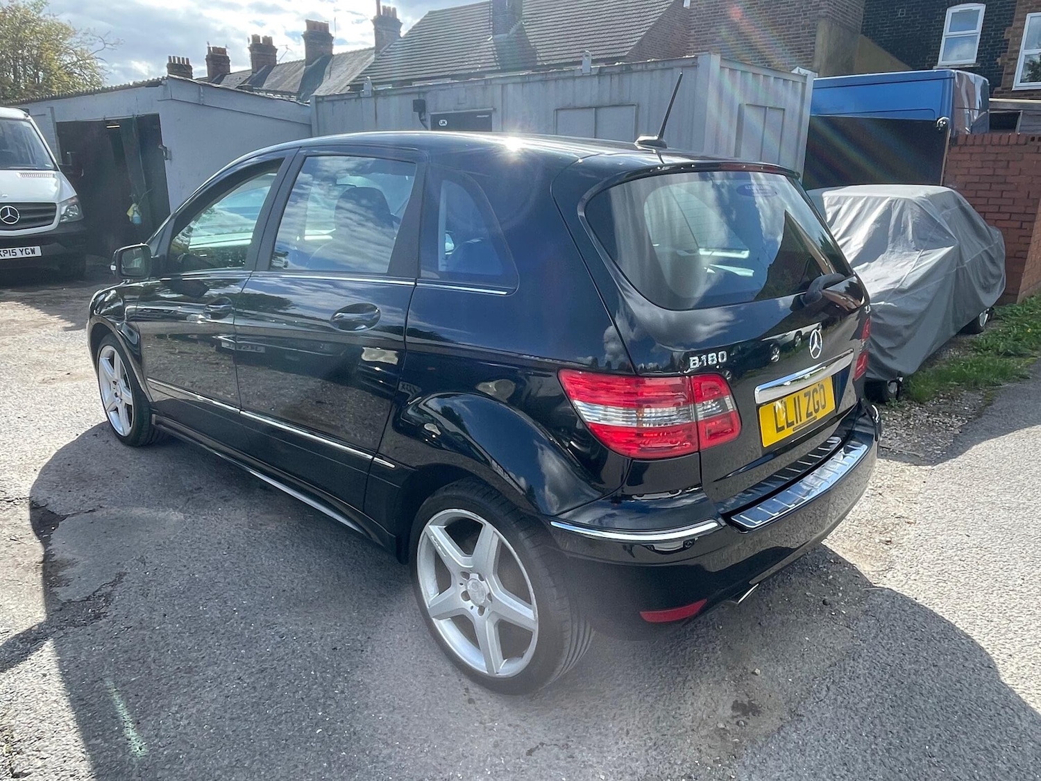 Used Mercedes-Benz B Class 2011 for sale - 76270633: Photo 4