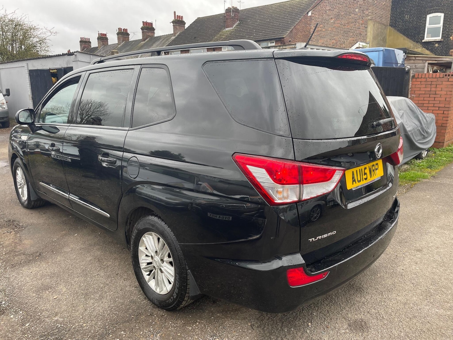 Used Ssangyong Turismo 2015 for sale - 78058105: Photo 4