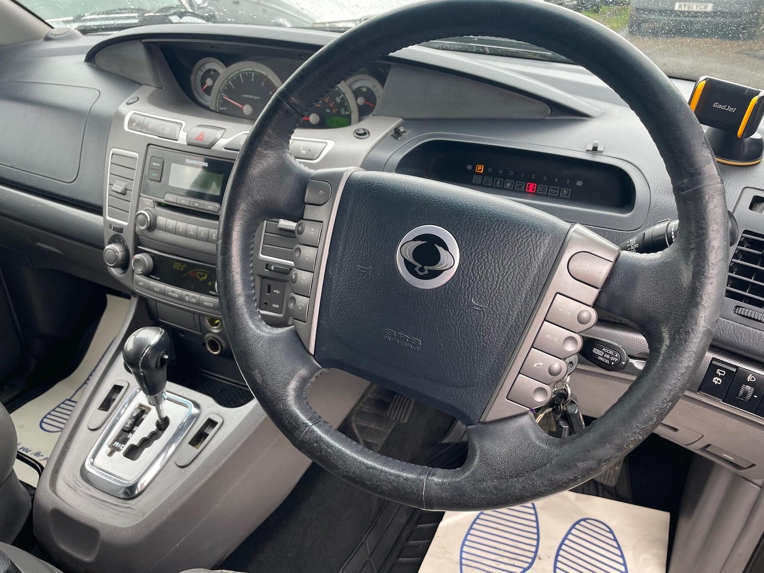 Used Ssangyong Turismo 2015 for sale - 78058105: Photo 7