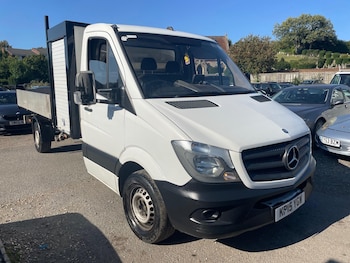 Mercedes-Benz Sprinter feature image