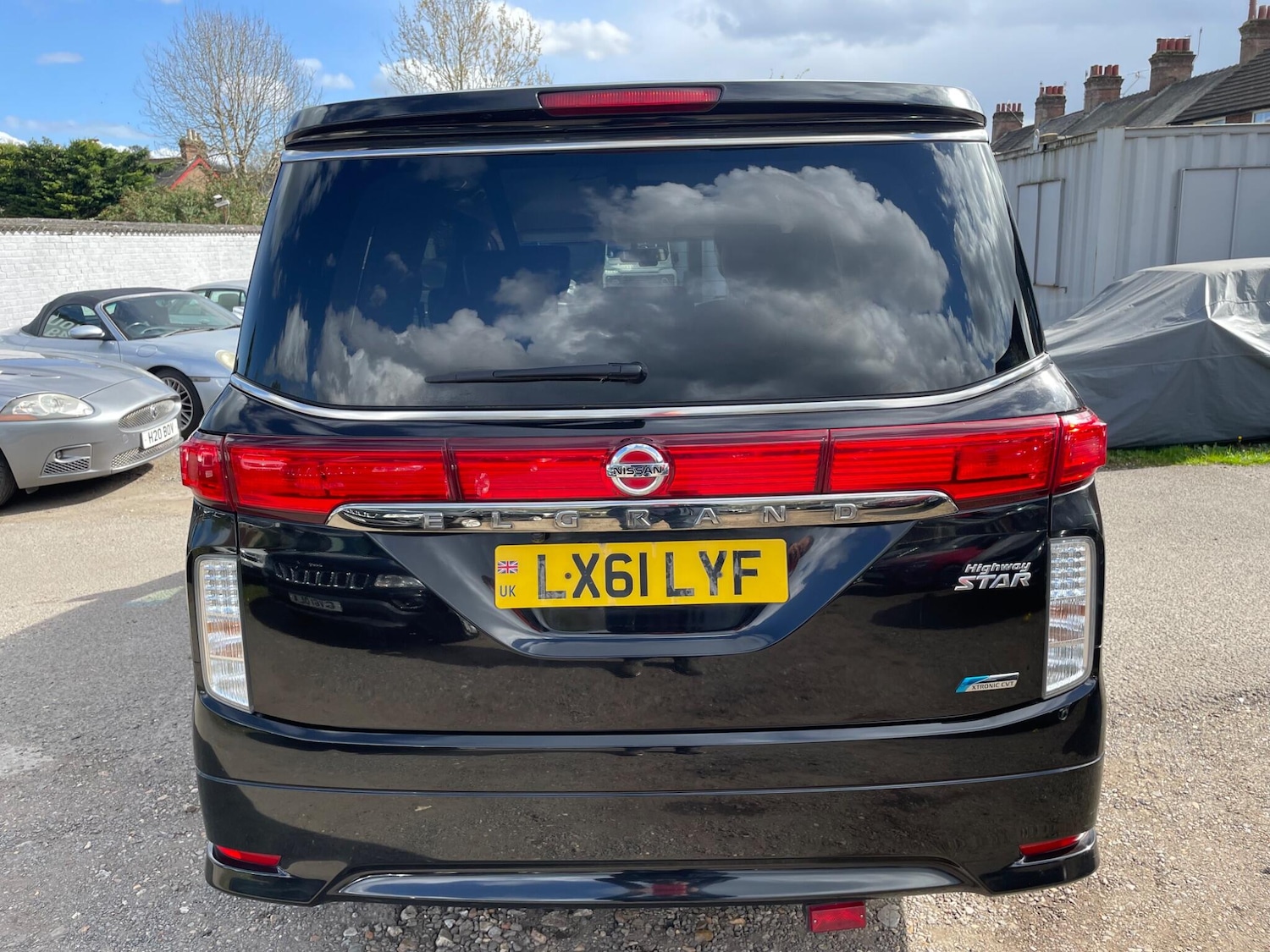 Used Nissan Elgrand for sale - 78214442: Photo 5