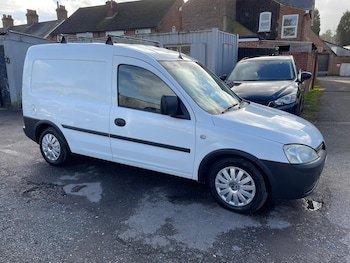Vauxhall Combo feature image