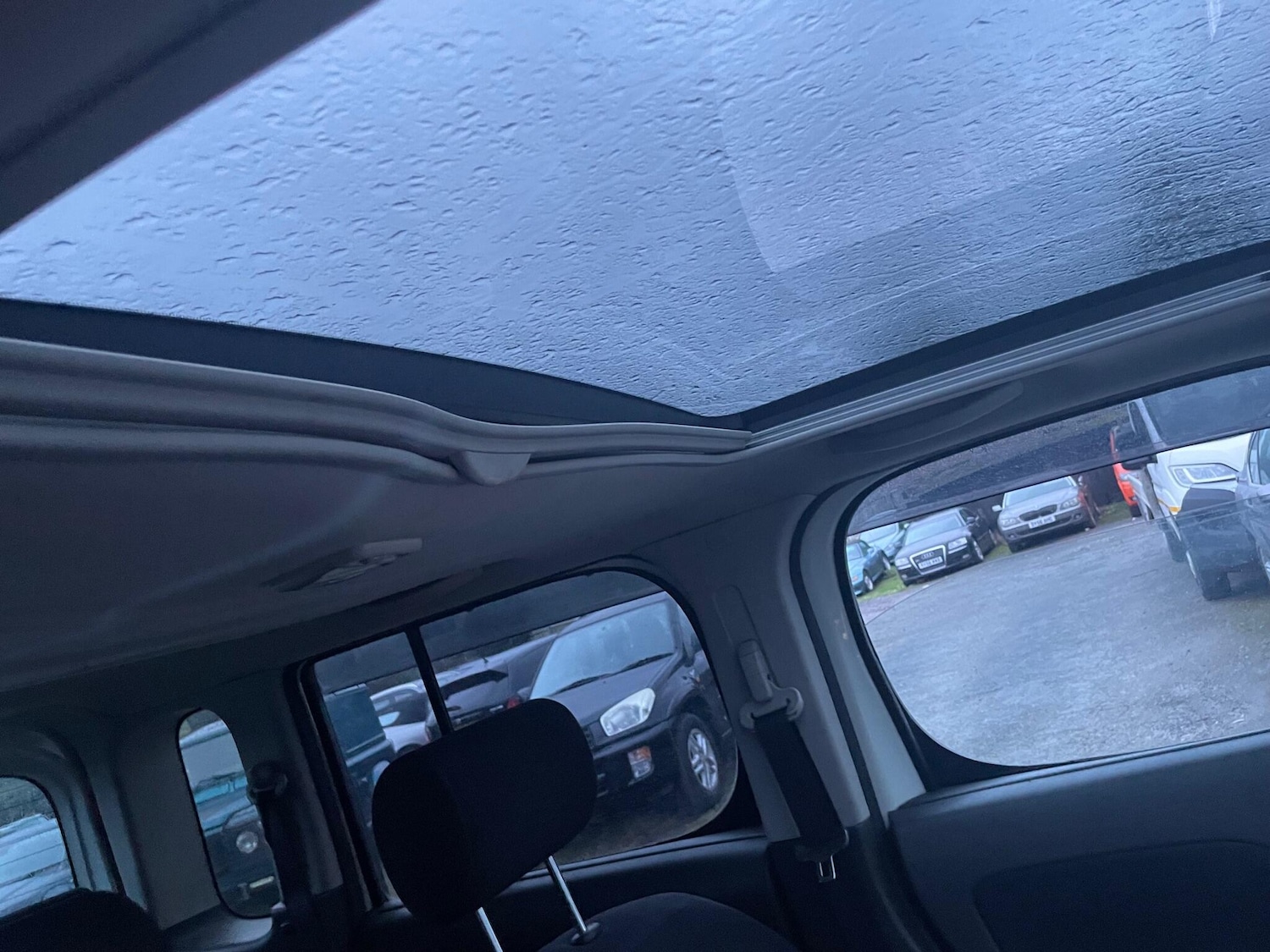 Used Nissan Cube 2010 for sale - 76899084: Photo 14