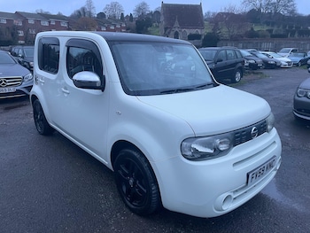 Used Nissan Cube 2010 for sale - 76899084: Photo