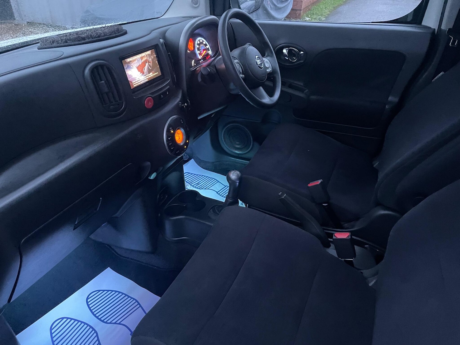 Used Nissan Cube 2010 for sale - 76899084: Photo 8