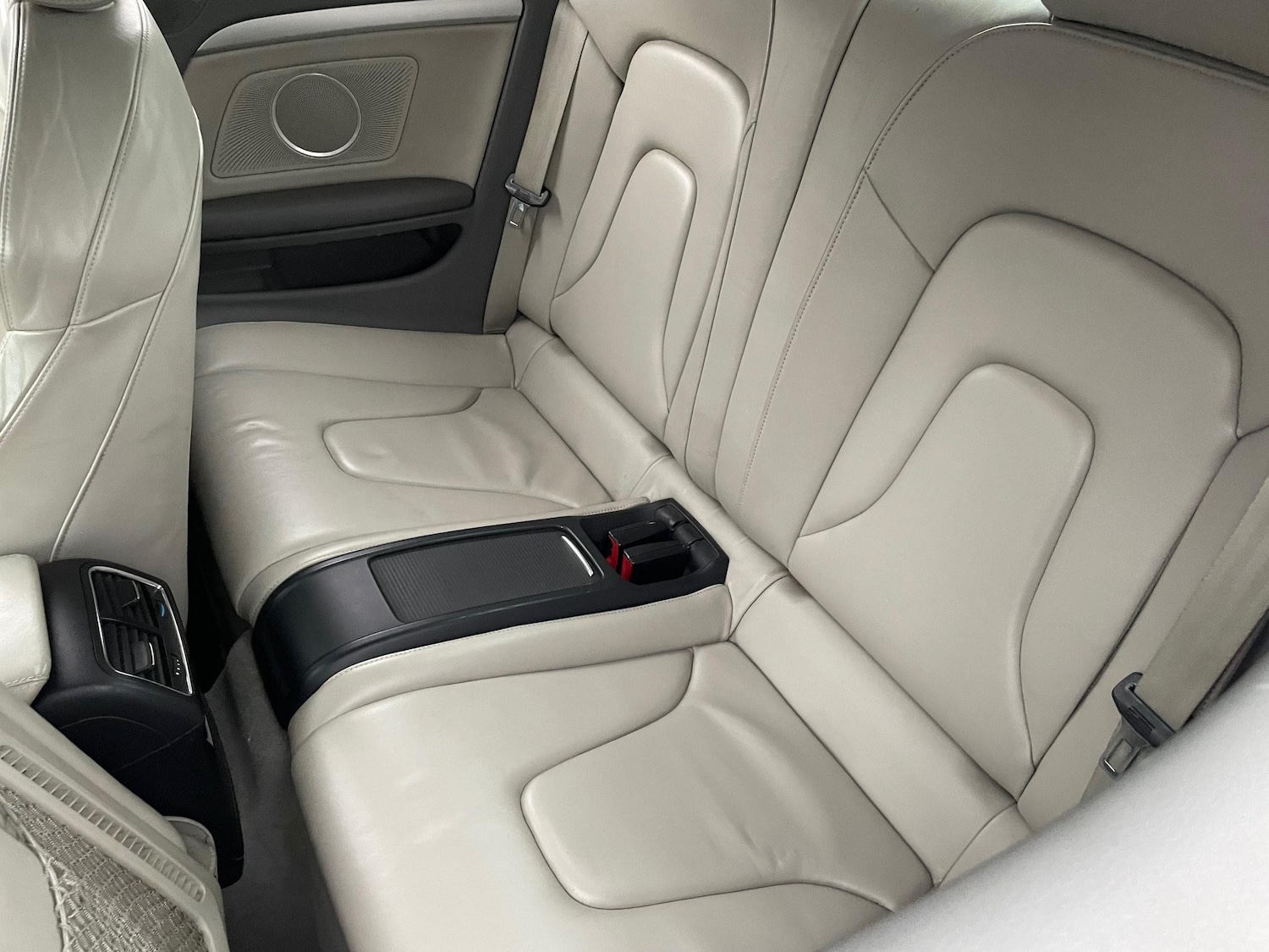 Used Audi A5 2011 for sale - 76995695: Photo 12