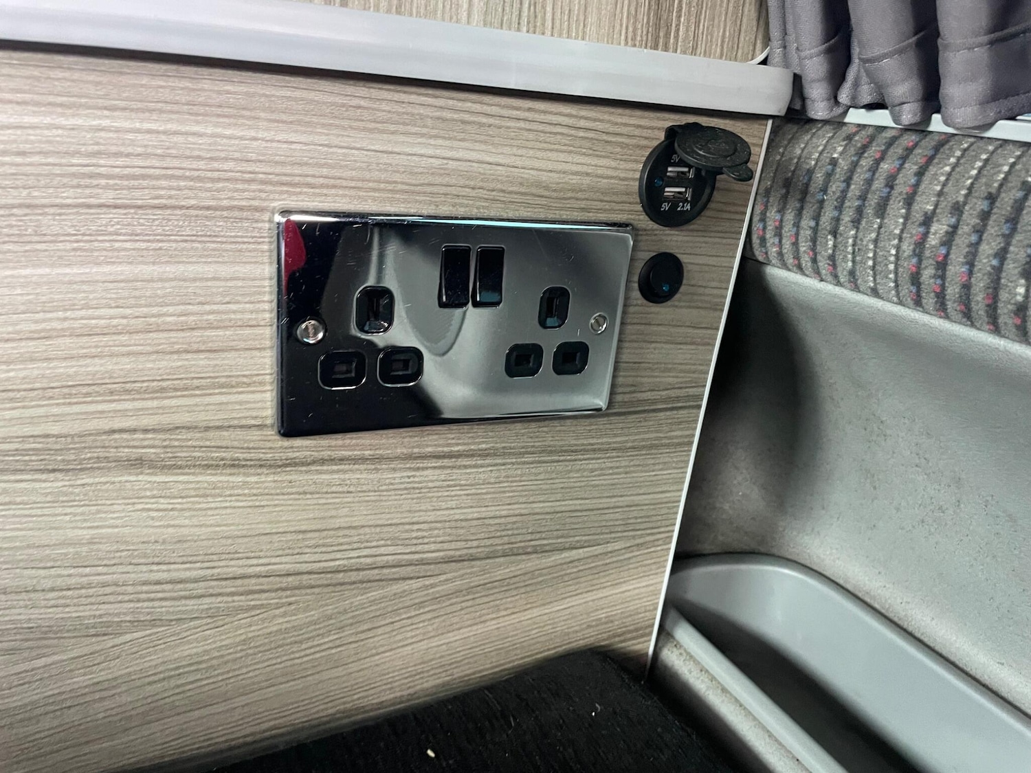 Used Mazda Bongo for sale - 77305612: Photo 12