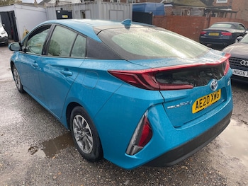 Used Toyota Prius 2020 for sale - 76337682: Photo