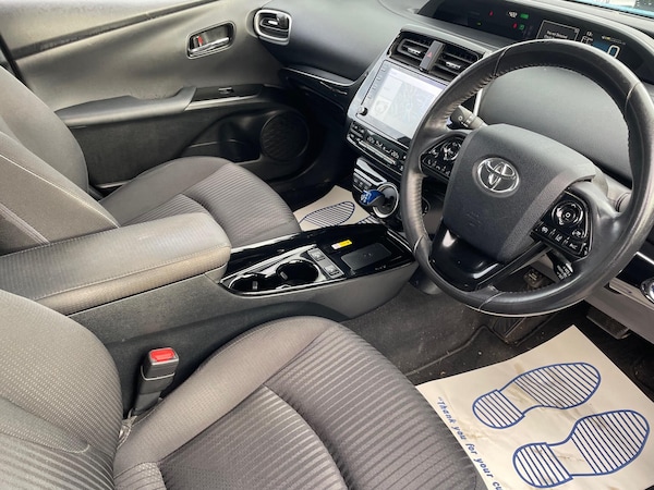 Used Toyota Prius 2020 for sale - 76337682: Photo 3