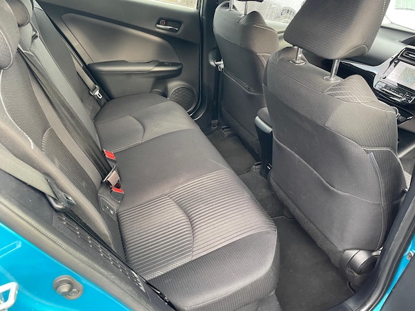 Used Toyota Prius 2020 for sale - 76337682: Photo 5