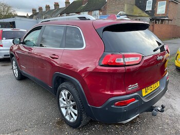 Used Jeep Cherokee 2015 for sale - 77511047: Photo
