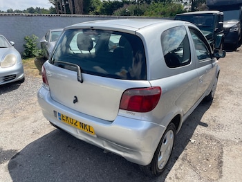 Used Toyota Yaris 2002 for sale - 79212422: Photo