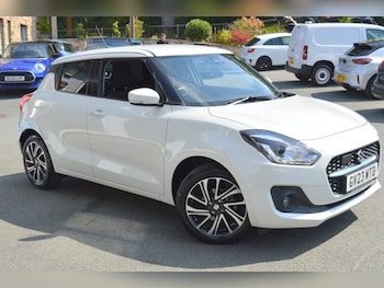 Used Suzuki Swift 2023 for sale - 79518355: Photo