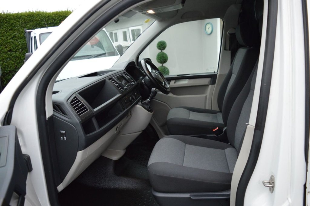 Used Volkswagen Transporter 2019 for sale - 77313235: Photo 14