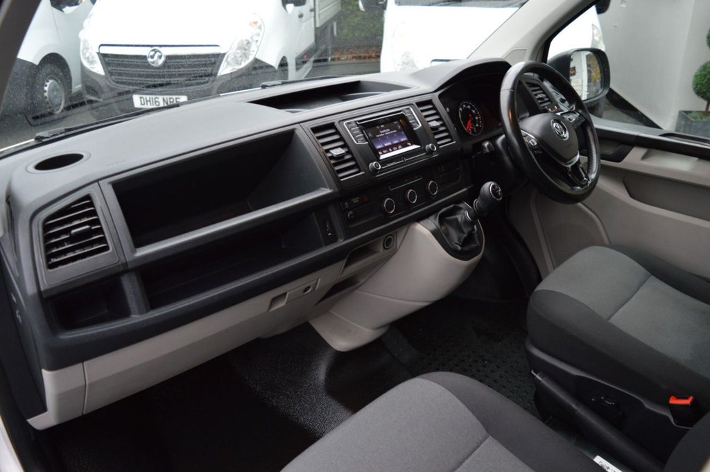 Used Volkswagen Transporter 2019 for sale - 77313235: Photo 15