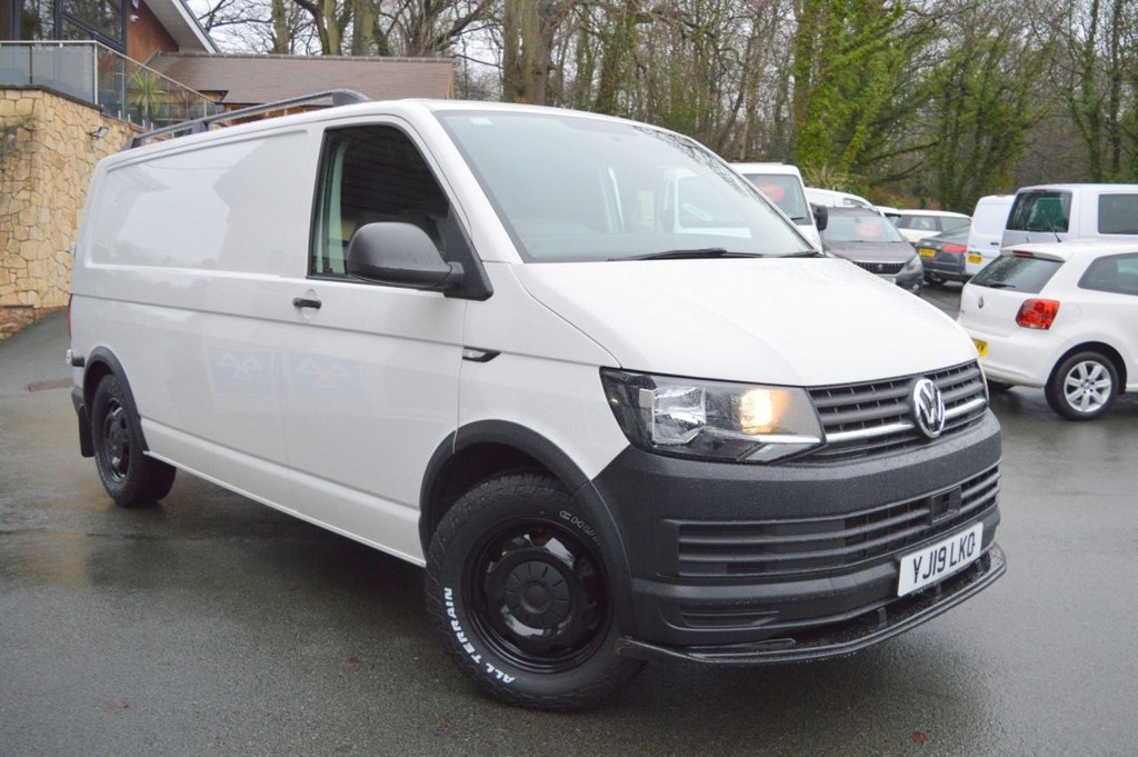 Used Volkswagen Transporter 2019 for sale - 77313235: Photo 2