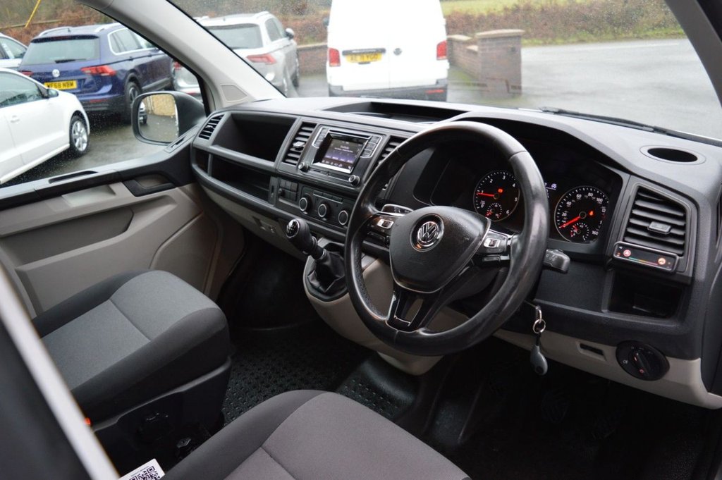 Used Volkswagen Transporter 2019 for sale - 77313235: Photo 20