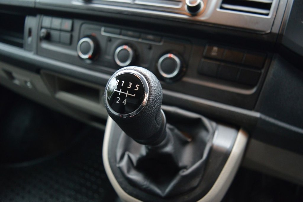 Used Volkswagen Transporter 2019 for sale - 77313235: Photo 26