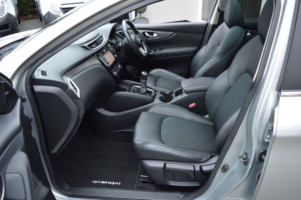 Used Nissan Qashqai 2017 for sale - 77593733: Photo 16