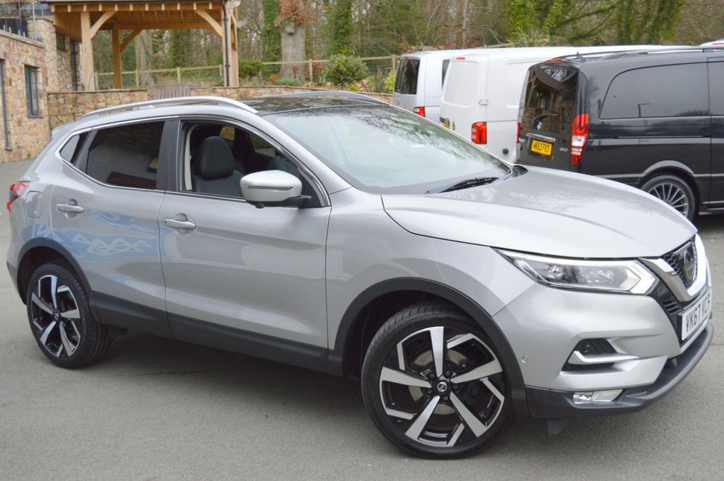 Used Nissan Qashqai 2017 for sale - 77593733: Photo 3