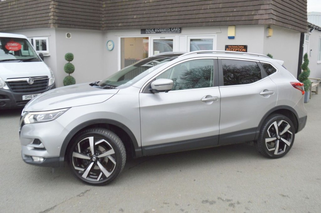 Used Nissan Qashqai 2017 for sale - 77593733: Photo 6