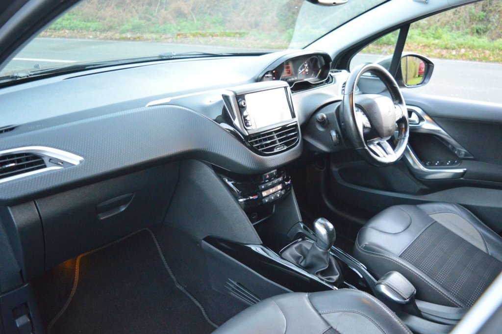 Used Peugeot 2008 2016 for sale - 76665496: Photo 16