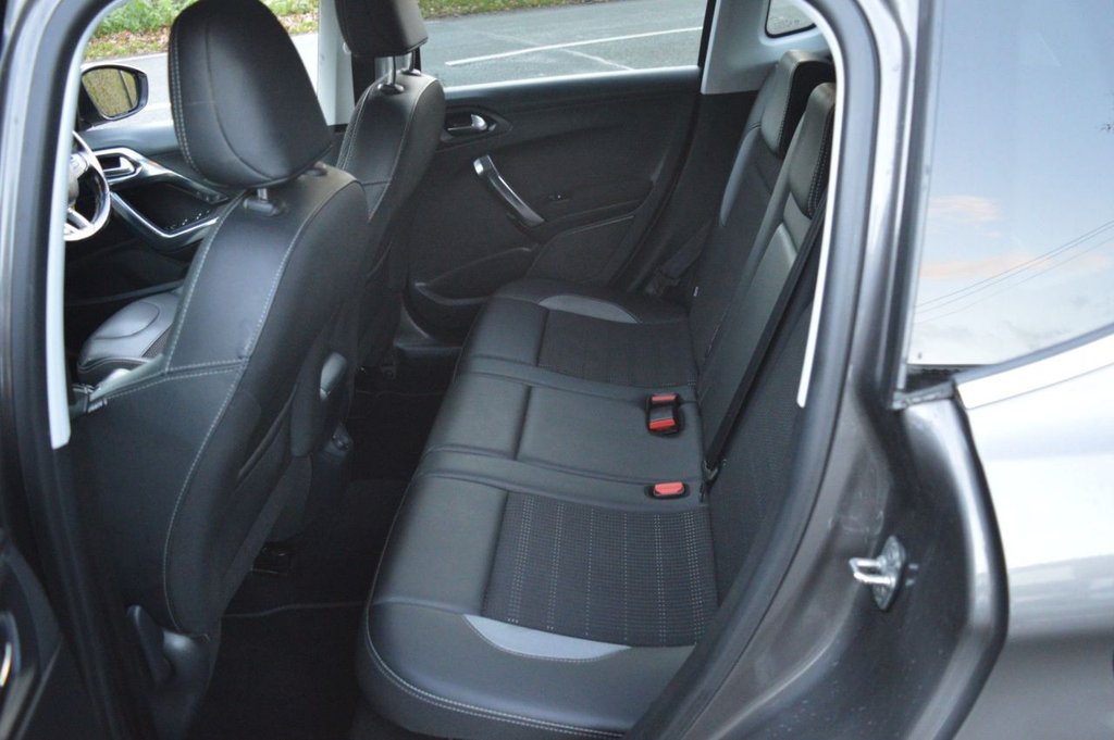 Used Peugeot 2008 2016 for sale - 76665496: Photo 17