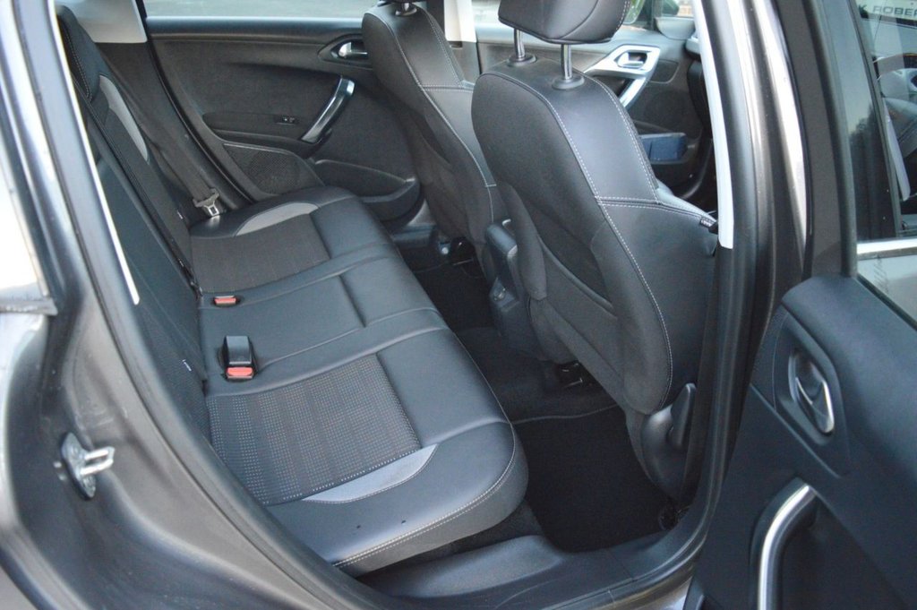 Used Peugeot 2008 2016 for sale - 76665496: Photo 19