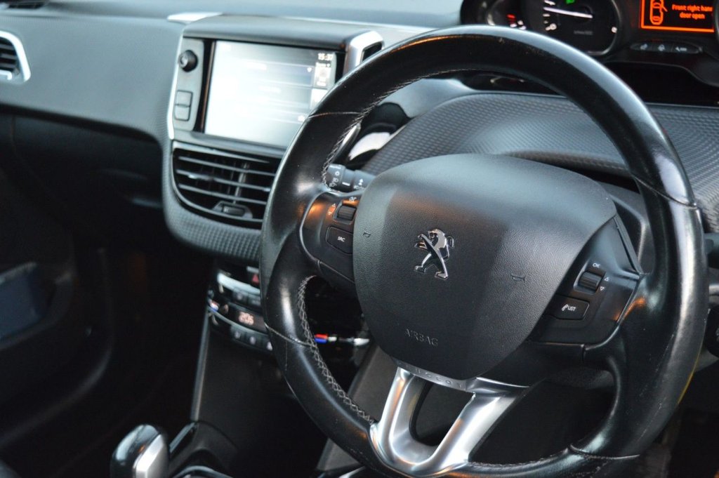 Used Peugeot 2008 2016 for sale - 76665496: Photo 22