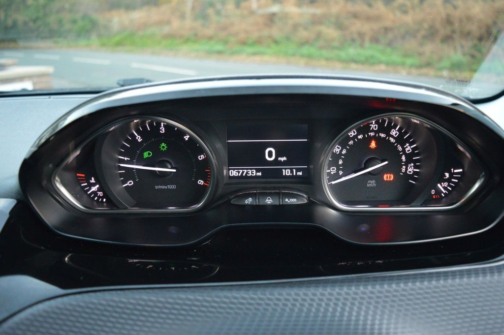 Used Peugeot 2008 2016 for sale - 76665496: Photo 28