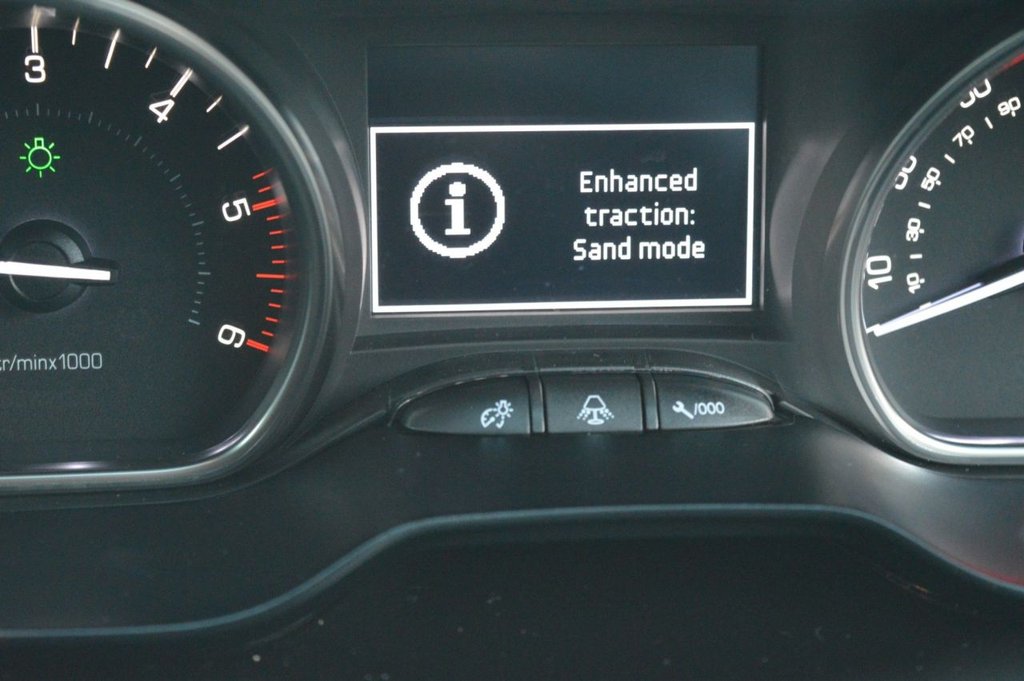 Used Peugeot 2008 2016 for sale - 76665496: Photo 39