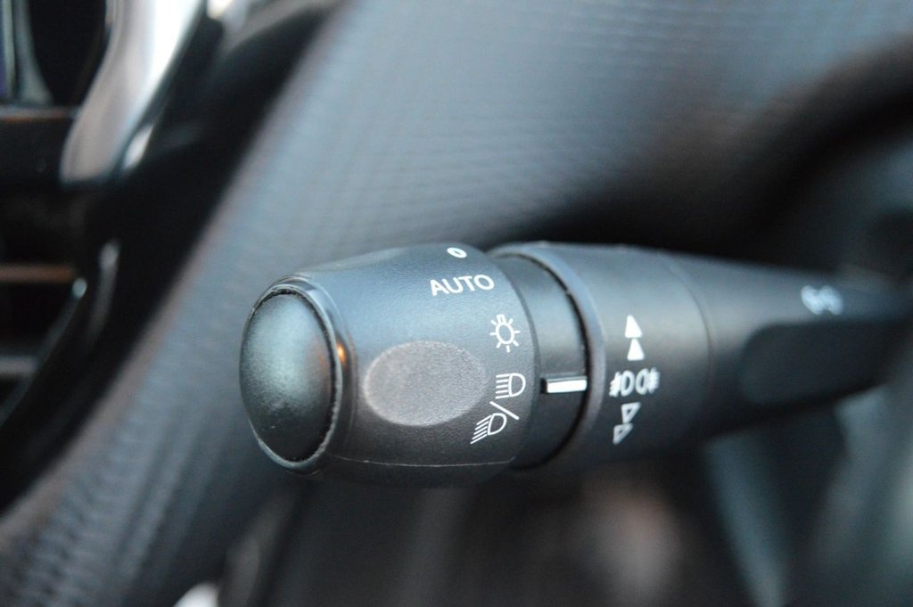 Used Peugeot 2008 2016 for sale - 76665496: Photo 43