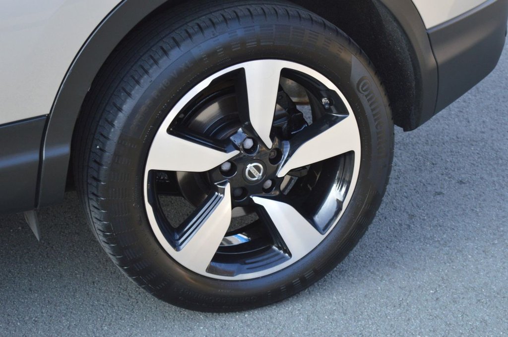 Used Nissan Qashqai 2016 for sale - 77976462: Photo 15