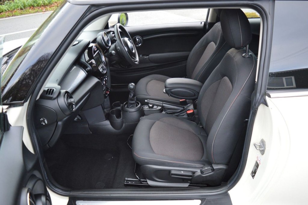 Used MINI Hatch 2019 for sale - 76740444: Photo 16