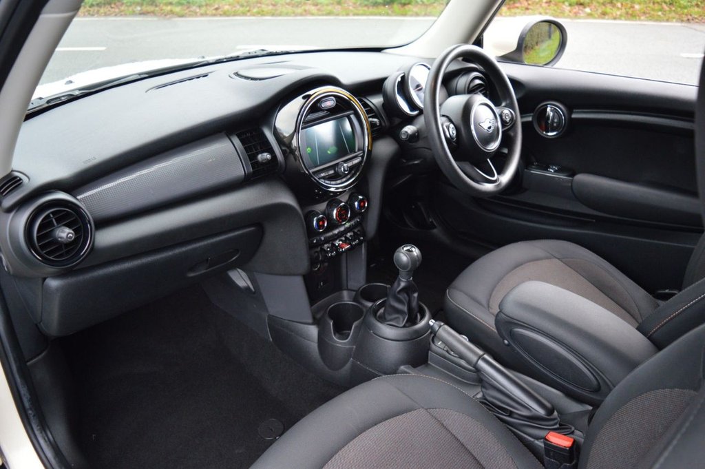 Used MINI Hatch 2019 for sale - 76740444: Photo 17