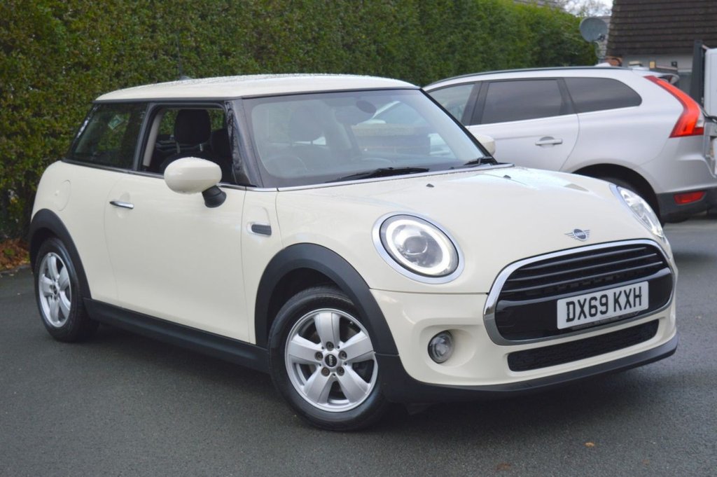 Used MINI Hatch 2019 for sale - 76740444: Photo 2