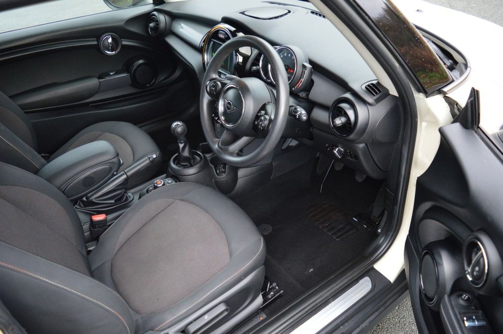 Used MINI Hatch 2019 for sale - 76740444: Photo 21