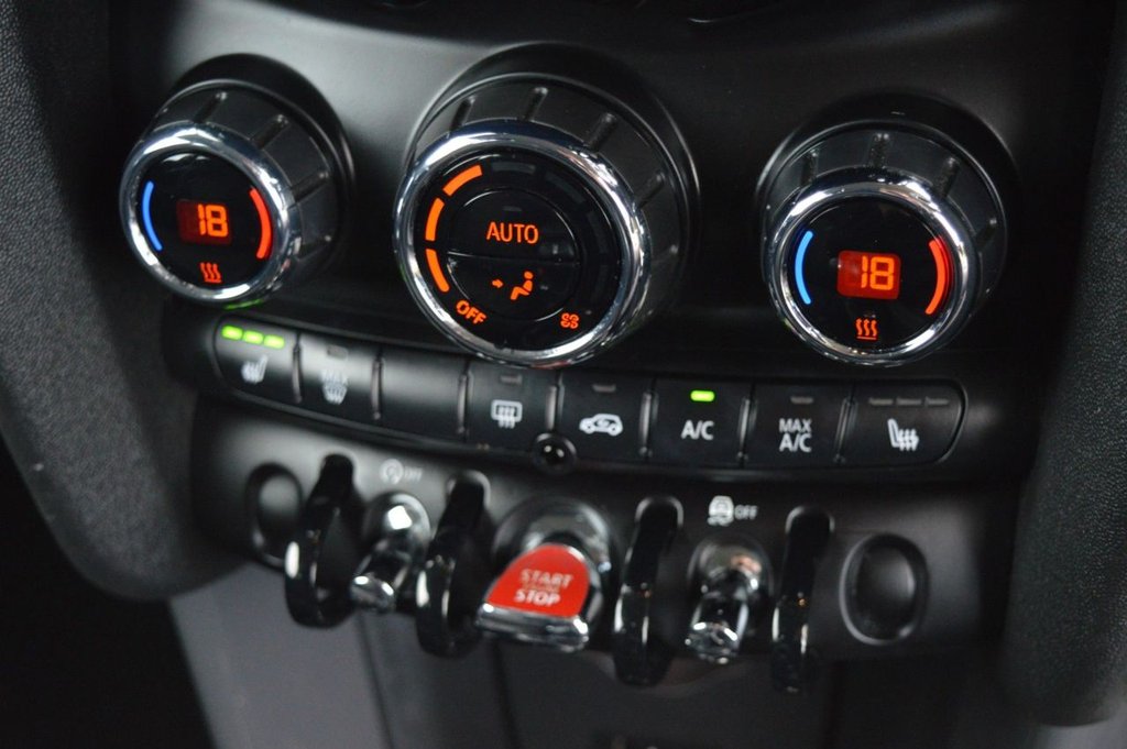 Used MINI Hatch 2019 for sale - 76740444: Photo 30