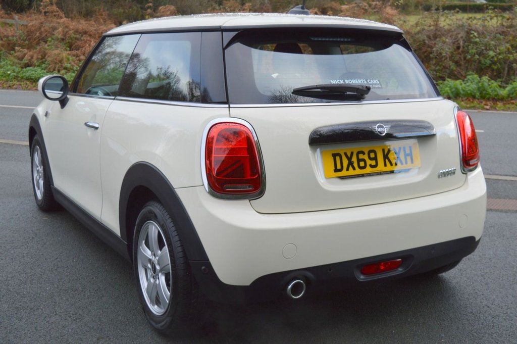 Used MINI Hatch 2019 for sale - 76740444: Photo 8