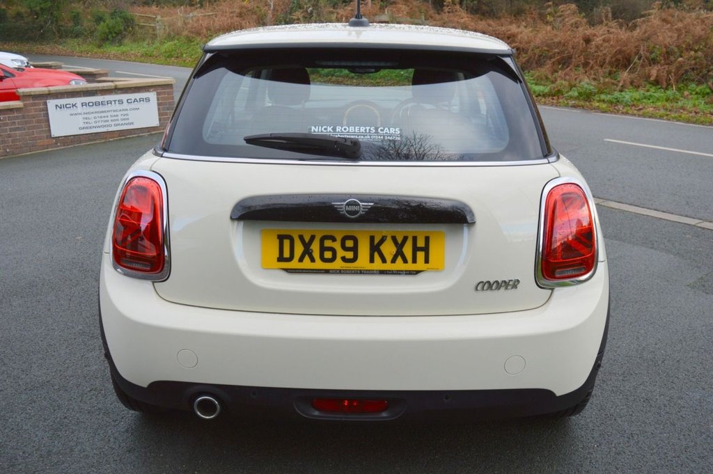 Used MINI Hatch 2019 for sale - 76740444: Photo 9