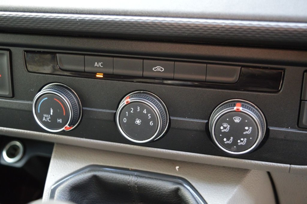 Used Volkswagen Transporter 2021 for sale - 77313391: Photo 36