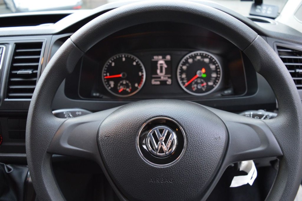 Used Volkswagen Transporter Shuttle 2026 for sale - 77341273: Photo 34