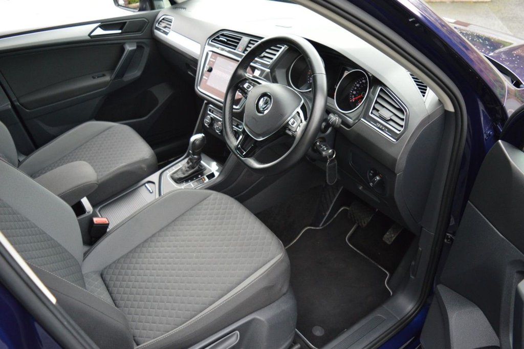 Used Volkswagen Tiguan 2018 for sale - 76655300: Photo 21