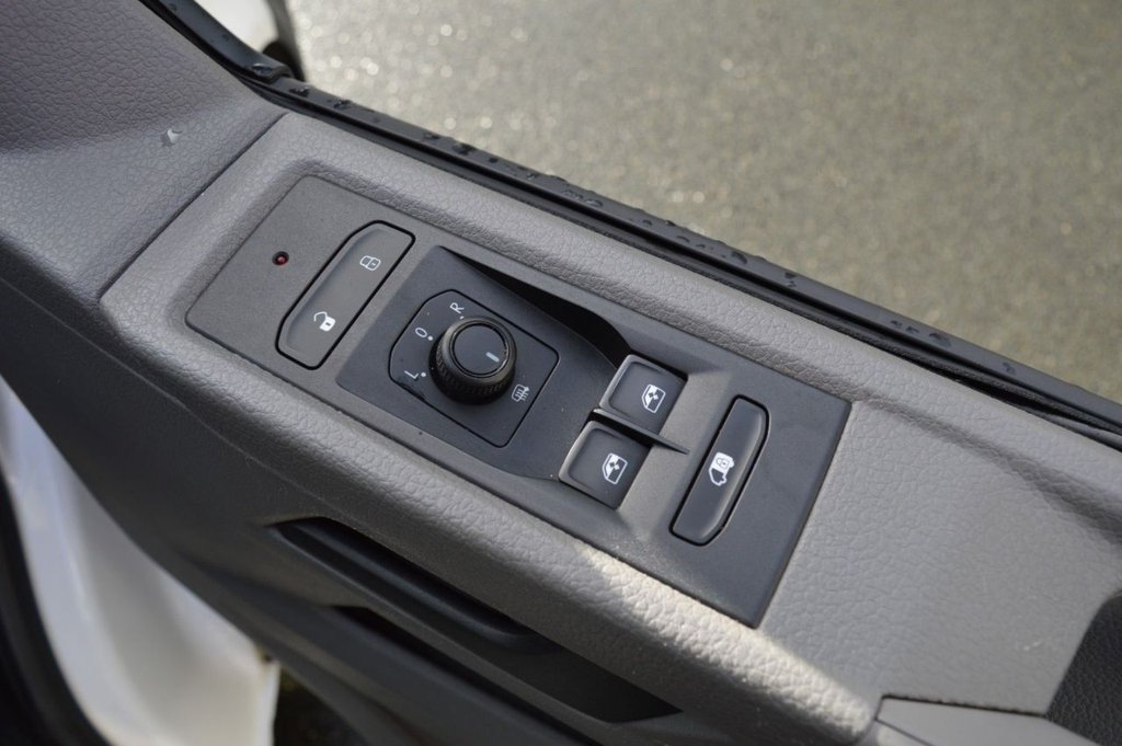 Used Volkswagen Transporter 2021 for sale - 76883209: Photo 22