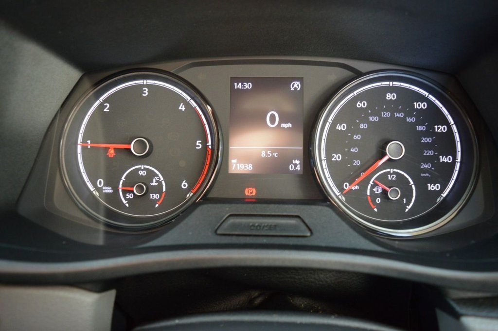 Used Volkswagen Transporter 2021 for sale - 76883209: Photo 24